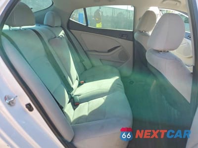 Zdjęcie 10 z 13 samochodu: 2014 KIA OPTIMA LX VIN:5XXGM4A7XEG303315 - miniatura