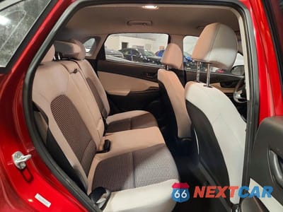 Zdjęcie 11 z 13 samochodu: 2022 HYUNDAI KONA SE VIN:KM8K2CAB8NU848305 - miniatura