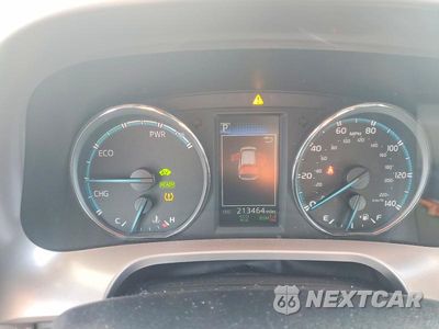 Zdjęcie 9 z 13 samochodu: 2018 TOYOTA RAV4 HV LIMITED VIN:JTMDJREV0JD191257 - miniatura