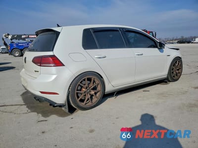 Trzecie zdjęcie samochodu z tyłu: 2018 VOLKSWAGEN GOLF R VIN:WVWWF7AU6JW182546 - miniatura