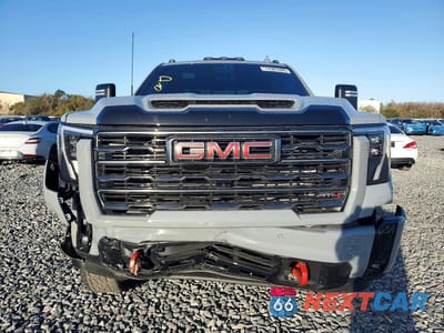 Piąte zdjęcie samochodu w środku: 2025 GMC SIERRA K2500 AT4 VIN:1GT4UPEY4SF235157 - miniatura