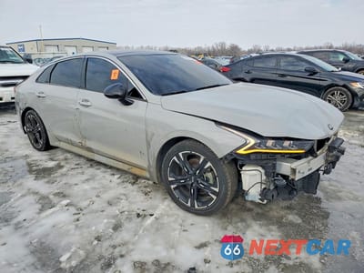 Czwarte zdjęcie samochodu z boku: 2021 KIA K5 GT LINE VIN:5XXG64J24MG062980 - miniatura