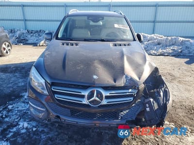 Piąte zdjęcie samochodu w środku: 2016 MERCEDES-BENZ GLE 350 4MATIC VIN:4JGDA5HB0GA633437 - miniatura