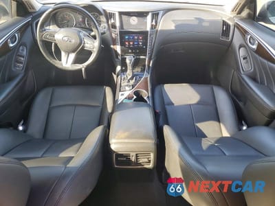 Zdjęcie 8 z 12 samochodu: 2019 INFINITI Q50 LUXE VIN:JN1EV7AP5KM510855 - miniatura