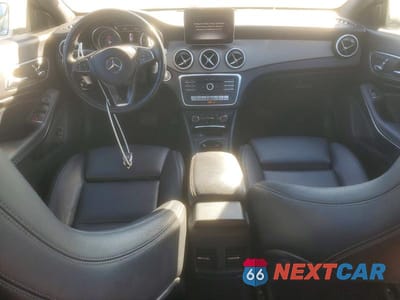Zdjęcie 8 z 11 samochodu: 2019 MERCEDES-BENZ CLA 250 4MATIC VIN:WDDSJ4GB9KN736726 - miniatura