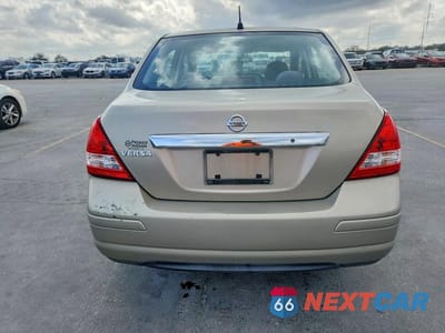 Zdjęcie 6 z 12 samochodu: 2009 NISSAN VERSA S VIN:3N1BC11E49L470888 - miniatura
