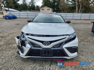 Piąte zdjęcie samochodu w środku: 2024 TOYOTA CAMRY XSE VIN:4T1K61BK8RU117726 - miniatura