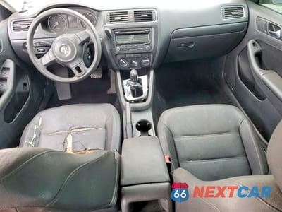 Zdjęcie 8 z 11 samochodu: 2012 VOLKSWAGEN JETTA SE VIN:3VWDX7AJ8CM070650 - miniatura