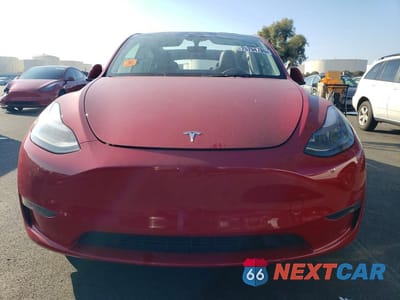Piąte zdjęcie samochodu w środku: 2022 TESLA MODEL Y VIN:7SAYGDEF5NF486819 - miniatura