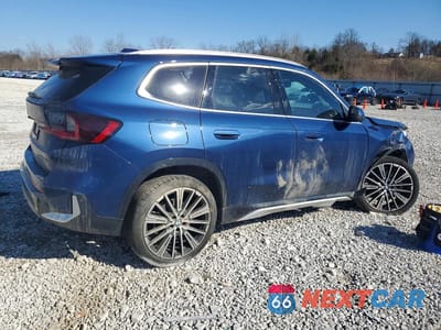 Trzecie zdjęcie samochodu z tyłu: 2025 BMW X1 XDRIVE28I VIN:WBX73EF02S5224535 - miniatura