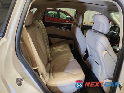 Zdjęcie 11 z 14 samochodu: 2019 LINCOLN NAUTILUS RESERVE VIN:2LMPJ8LP1KBL39449 - miniatura