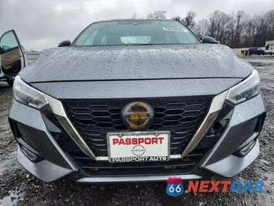 Piąte zdjęcie samochodu w środku: 2023 NISSAN SENTRA SR VIN:3N1AB8DV4PY263131 - miniatura