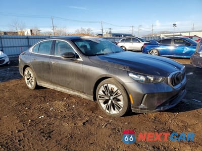 Czwarte zdjęcie samochodu z boku: 2024 BMW 530 XI VIN:WBA53FJ04RCP81256 - miniatura