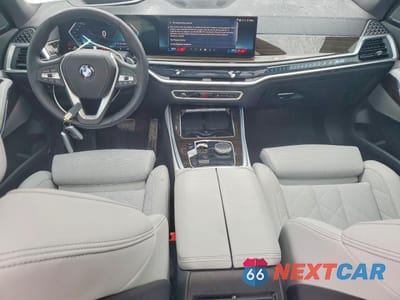 Zdjęcie 8 z 13 samochodu: 2024 BMW X5 XDRIVE40I VIN:5UX23EU01R9V07388 - miniatura