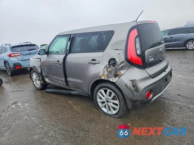 Drugie zdjęcie samochodu z przodu: 2017 KIA SOUL + VIN:KNDJP3A54H7491431 - miniatura