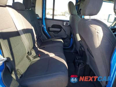 Zdjęcie 10 z 11 samochodu: 2023 JEEP GLADIATOR SPORT VIN:1C6HJTAG3PL561922 - miniatura