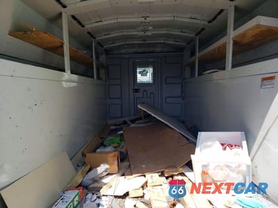 Zdjęcie 10 z 13 samochodu: 2023 CHEVROLET EXPRESS G3500 VIN:1GB0GRFPXP1149996 - miniatura