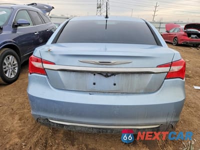 Zdjęcie 6 z 12 samochodu: 2012 CHRYSLER 200 LIMITED VIN:1C3CCBCB3CN298097 - miniatura