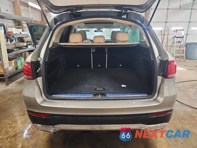 Zdjęcie 6 z 12 samochodu: 2021 MERCEDES-BENZ GLC 300 4MATIC VIN:W1N0G8EB2MF881414 - miniatura