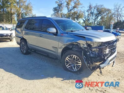 Czwarte zdjęcie samochodu z boku: 2025 CHEVROLET TAHOE K1500 Z71 VIN:1GNS6PRD1SR204642 - miniatura