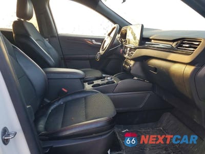 Zdjęcie 7 z 12 samochodu: 2024 FORD ESCAPE ST LINE VIN:1FMCU9MN7RUA88087 - miniatura