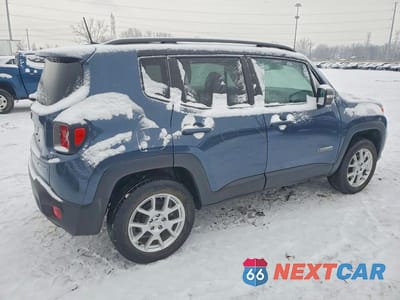 Trzecie zdjęcie samochodu z tyłu: 2021 JEEP RENEGADE LIMITED VIN:ZACNJDD13MPN31977 - miniatura