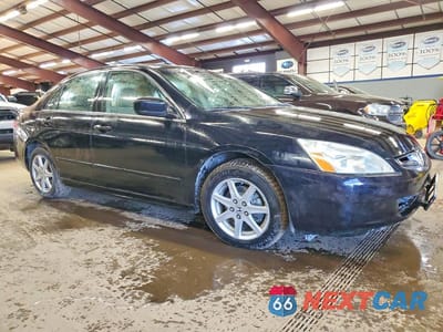 Czwarte zdjęcie samochodu z boku: 2004 HONDA ACCORD EX VIN:1HGCM66594A045236 - miniatura