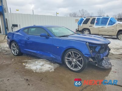 Czwarte zdjęcie samochodu z boku: 2021 CHEVROLET CAMARO LT VIN:1G1FD1RS4M0142780 - miniatura
