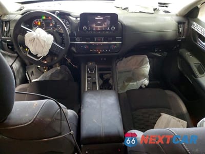 Zdjęcie 8 z 12 samochodu: 2022 NISSAN PATHFINDER SV VIN:5N1DR3BAXNC244822 - miniatura