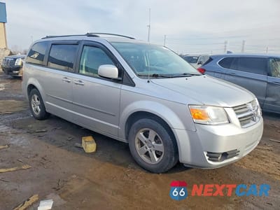 Czwarte zdjęcie samochodu z boku: 2010 DODGE GRAND CARAVAN SXT VIN:2D4RN5DX6AR127486 - miniatura