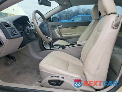 Zdjęcie 7 z 11 samochodu: 2010 VOLVO C70 T5 VIN:YV1672MC9AJ092463 - miniatura