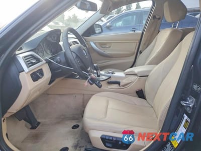 Zdjęcie 7 z 12 samochodu: 2014 BMW 320 I XDRIVE VIN:WBA3C3C56EF985368 - miniatura