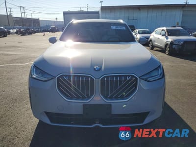 Piąte zdjęcie samochodu w środku: 2026 BMW X3 30 XDRIVE VIN:5UX53GP05T9242342 - miniatura