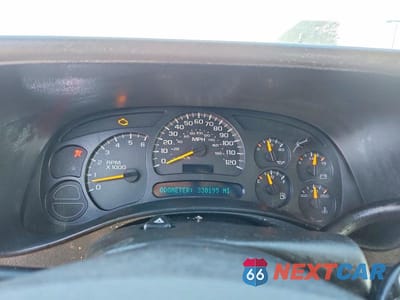 Zdjęcie 9 z 12 samochodu: 2005 GMC YUKON XL K1500 VIN:1GKFK16Z45J251013 - miniatura