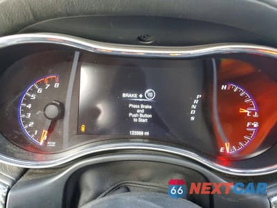 Zdjęcie 9 z 12 samochodu: 2014 JEEP GRAND CHEROKEE SRT-8 VIN:1C4RJFDJ2EC236536 - miniatura