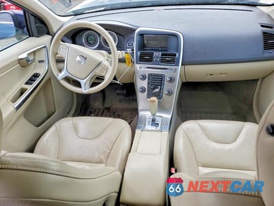Zdjęcie 8 z 13 samochodu: 2012 VOLV XC60 VIN:YV4902DZ0C2297238 - miniatura