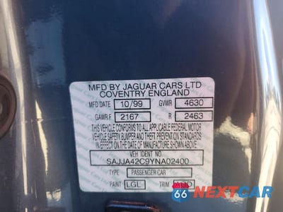 Zdjęcie 12 z 13 samochodu: 2000 JAGUAR XK8 VIN:SAJJA42C9YNA02400 - miniatura
