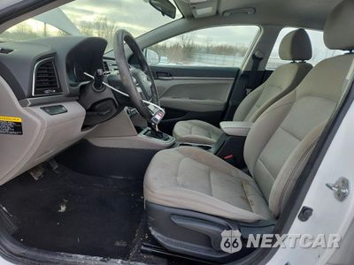 Zdjęcie 7 z 12 samochodu: 2017 HYUNDAI ELANTRA SE VIN:5NPD74LF6HH148981 - miniatura
