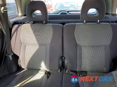 Zdjęcie 10 z 13 samochodu: 2005 TOYOTA RAV4 BASE VIN:JTEHD20V450052541 - miniatura