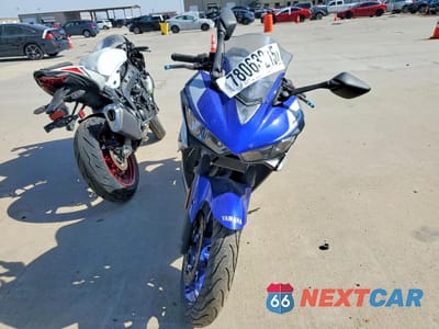 Drugie zdjęcie samochodu z przodu: 2015 YAMAHA YZFR3 VIN:MH3RH06Y6FK002380 - miniatura