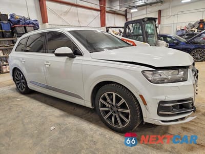 Czwarte zdjęcie samochodu z boku: 2017 AUDI Q7 PRESTIGE VIN:WA1VABF71HD025037 - miniatura