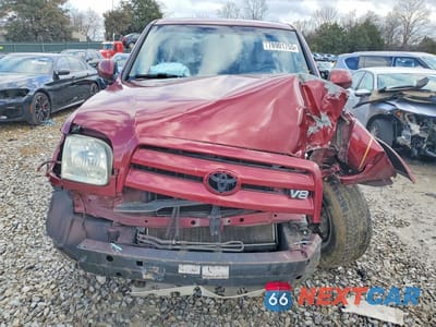 Piąte zdjęcie samochodu w środku: 2004 TOYOTA TUNDRA LIMITED VIN:5TBDT481X4S463465 - miniatura