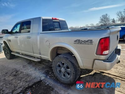 Drugie zdjęcie samochodu z przodu: 2018 RAM 2500 SLT VIN:3C6UR5ML8JG169664 - miniatura