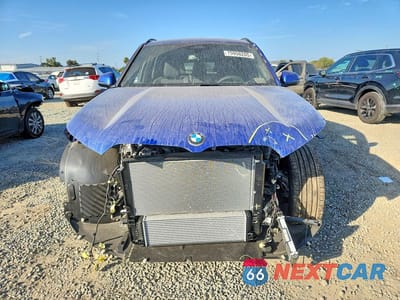 Piąte zdjęcie samochodu w środku: 2025 BMW X1 XDRIVE28I VIN:WBX73EF06S5290750 - miniatura