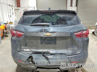 Zdjęcie 6 z 12 samochodu: 2019 CHEVROLET BLAZER PREMIER VIN:3GNKBKRS7KS700832 - miniatura