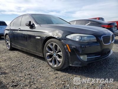 Czwarte zdjęcie samochodu z boku: 2011 BMW 528 I VIN:WBAFR1C53BC672601 - miniatura