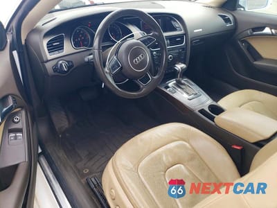 Zdjęcie 8 z 12 samochodu: 2014 AUDI A5 VIN:WAUCFAFR4EA053659 - miniatura
