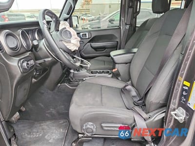 Zdjęcie 7 z 11 samochodu: 2022 JEEP WRANGLER UNLIMITED SPORT VIN:1C4HJXDG4NW172780 - miniatura