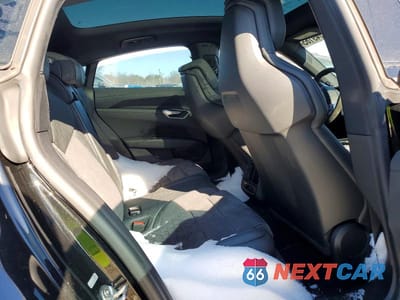 Zdjęcie 10 z 11 samochodu: 2022 AUDI E-TRON GT PREMIUM PLUS VIN:WAUCJBFW2N7008050 - miniatura