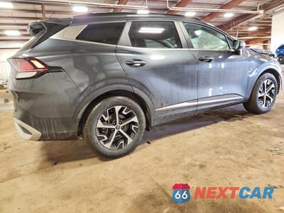 Trzecie zdjęcie samochodu z tyłu: 2025 KIA SPORTAGE EX VIN:5XYK33DF3SG243721 - miniatura